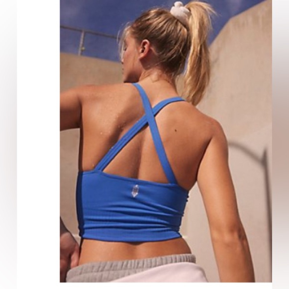 Free People Good Karma crop tank M/L blue